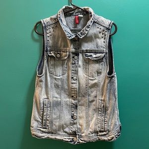 Studded distressed denim vest H&M